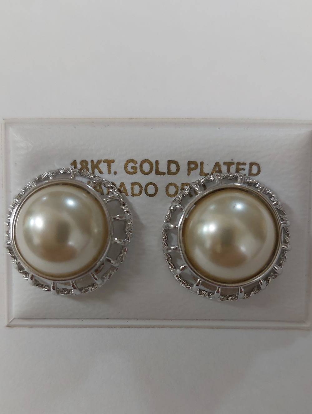 Pearl Halo Clip Earrings - 18KT Gold Plated